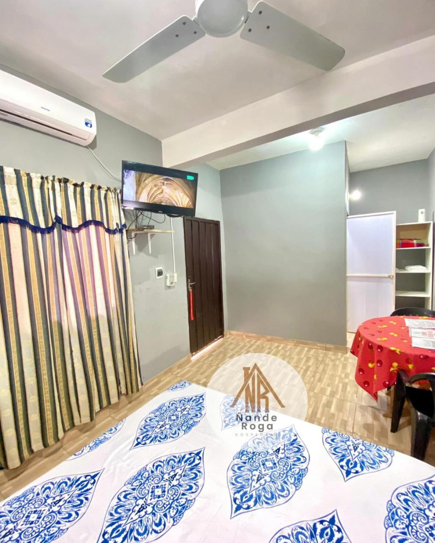 Hospedaje Nande Roga Capiata Bagian luar foto